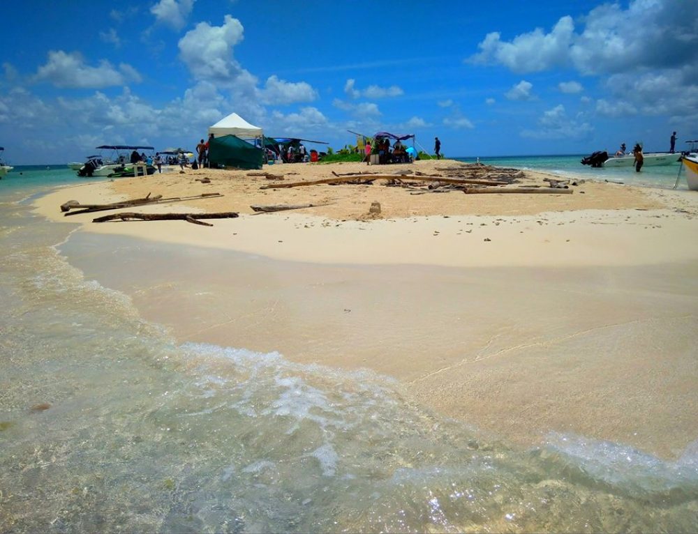 Ilet de Caret, a világ egyik legkisebb karibi szigete